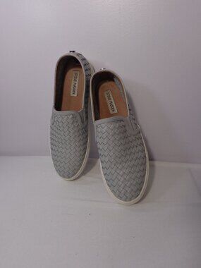 Steve Madden Willow‎ Silver Gray Woven Braided Slip On Sneakers Women’s Sz 9 1/2